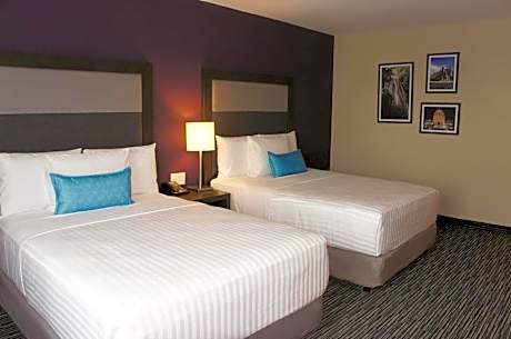 Queen Room with Two Queen Beds - Non-Smoking