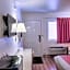 Motel 6-Everett, WA - North