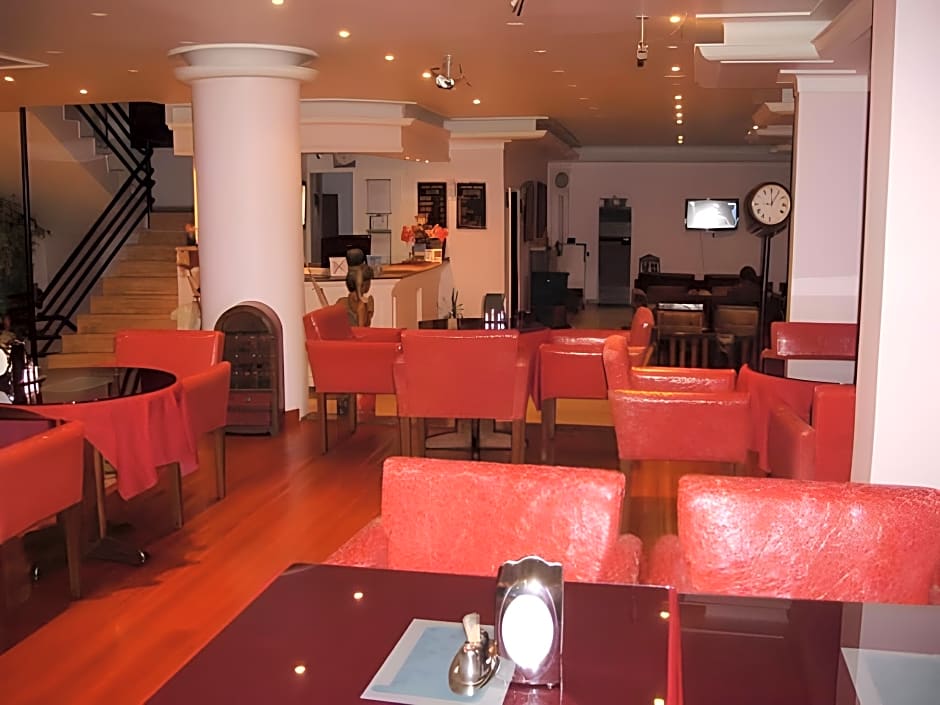 Temple Hotel