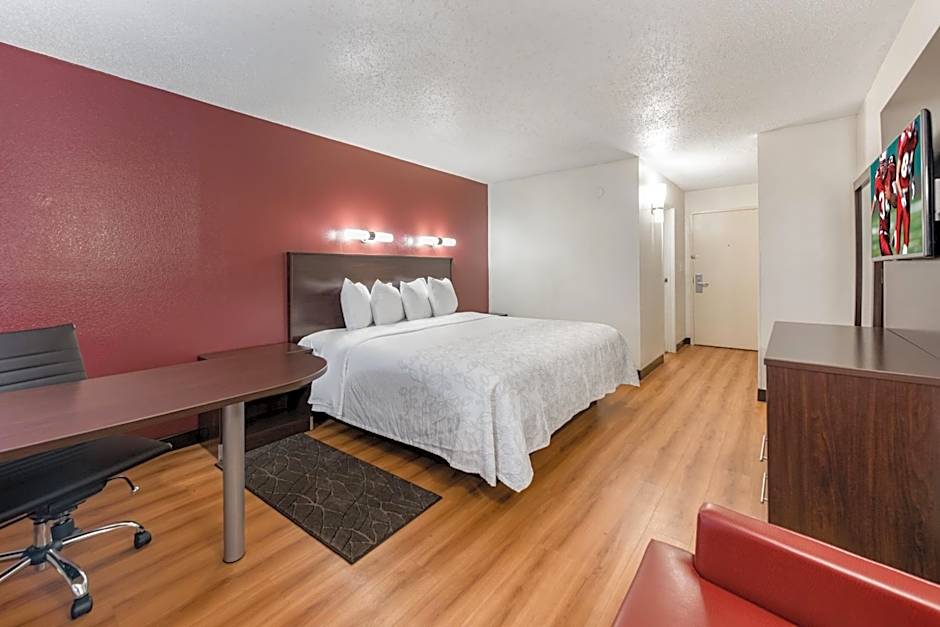 Red Roof PLUS+ Columbus - Worthington