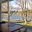 Lakeside Motel