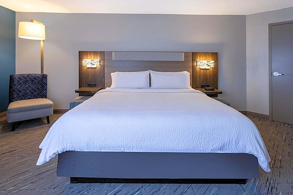 Holiday Inn Express Hotel & Suites Jackson - Flowood By IHG