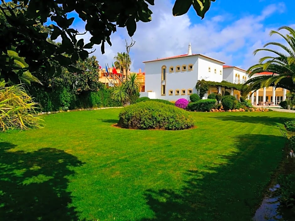 Luz Bay Hotel