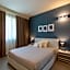 ATMOSFERA APARTMENTS & SUITES
