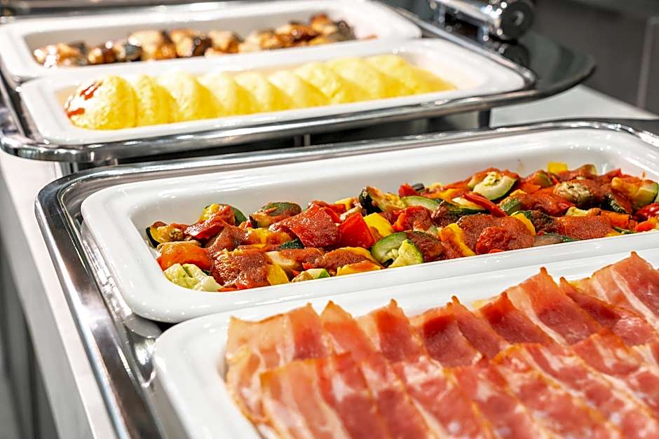 ANA Holiday Inn Tosu by IHG