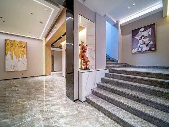 Flying Song Hotel(Ningbo Baihe Metro Station Caihong South Road Store)