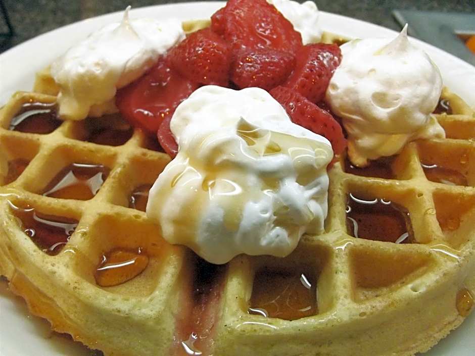 Best Western Plus Lake Front Hotel