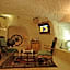 Phocas Cave Suites