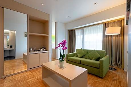 King Room - Mobility Accessible