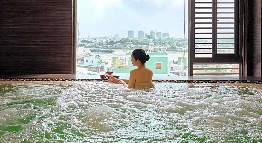 The Iris Signature Hotel and Spa