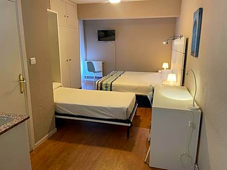 Standard Triple Studio