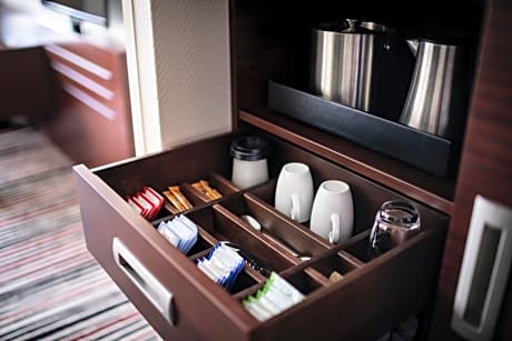 Junior Club Suite, M Club lounge access, 1 Bedroom Junior Suite, 1 King, High floor