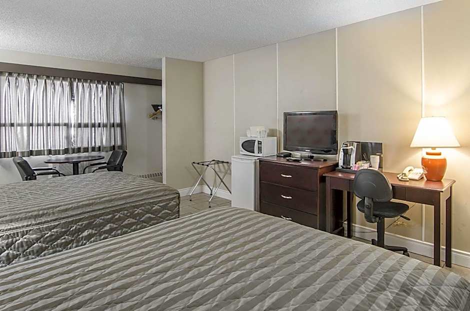 Econo Lodge Lloydminster
