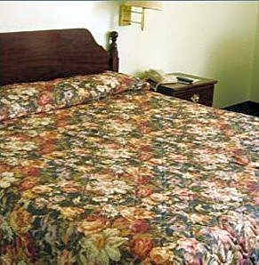 Highland Inn Peculiar