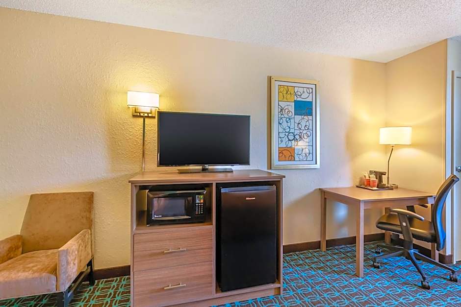 Quality Inn & Suites Sandusky