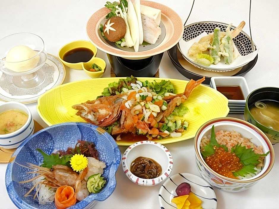 Hotel Okhotsk Palace