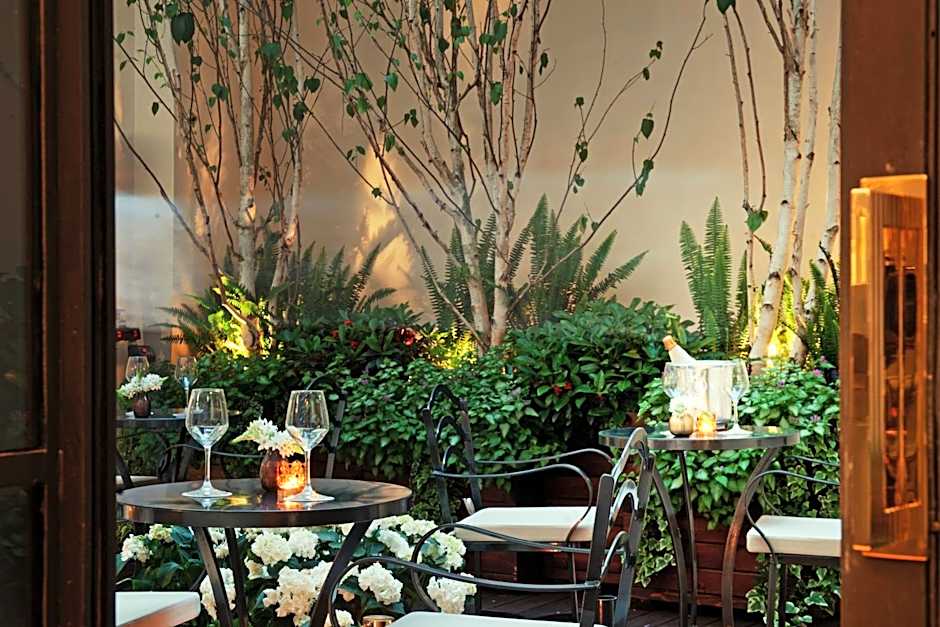 The Fifteen Keys Hotel