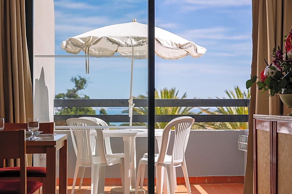Muthu Oura Praia Hotel