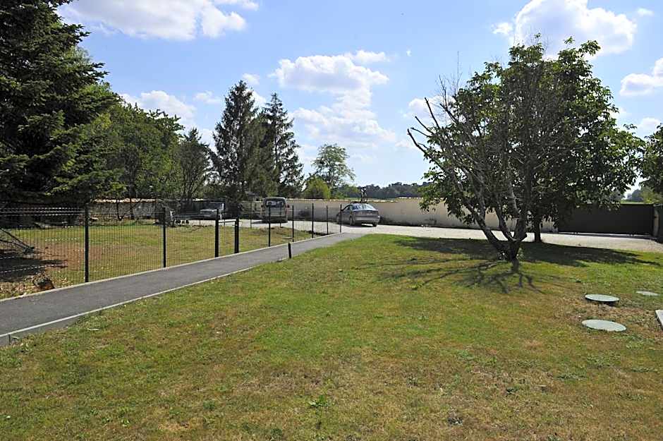 Jardin d'arcy - chambres d'hôtes avec piscine et SPA