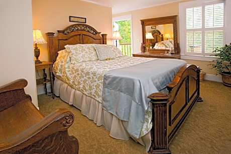 Premium Queen Room