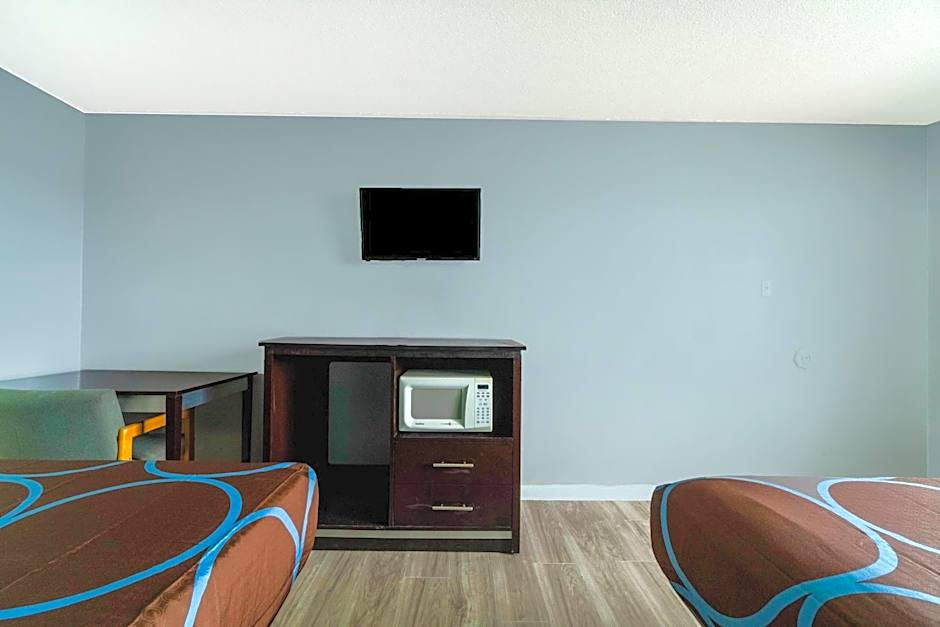 Lamplighter Inn By OYO Independence