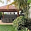 Burleigh Palms Holiday Apartments