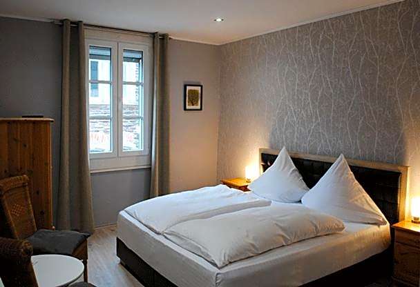 Gästehaus Weingut Schier im Zehnthof