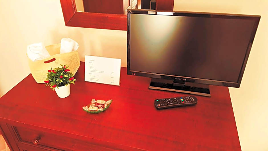 Green Park Hotel & Residence