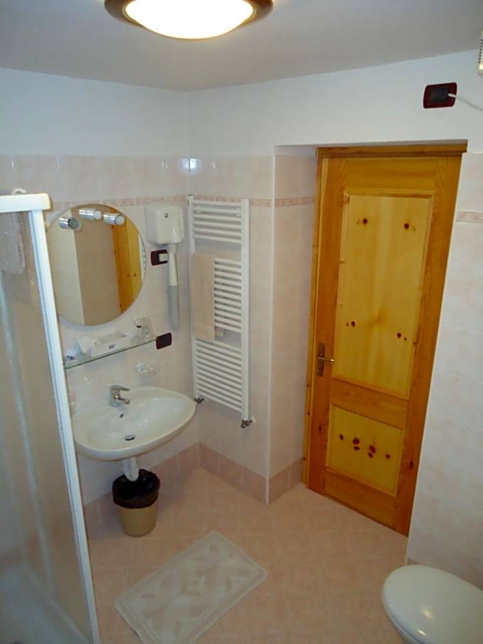 Hotel Pensione Dolomiti