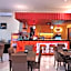 Front One Hotel Purwodadi