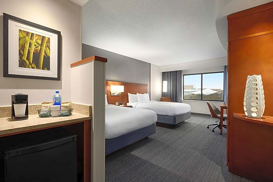 Courtyard by Marriott Greenville