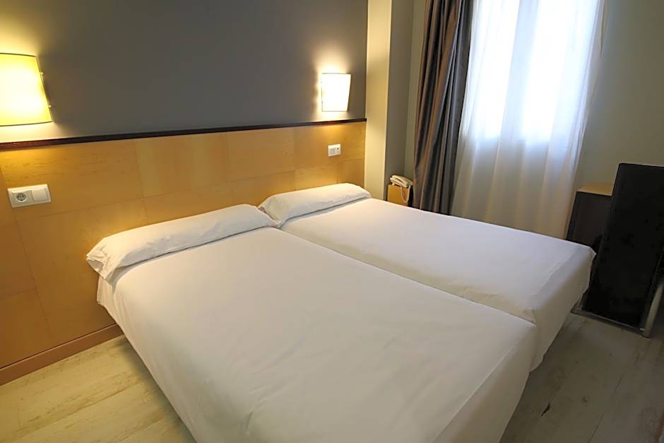 Hotel Alda Entrearcos