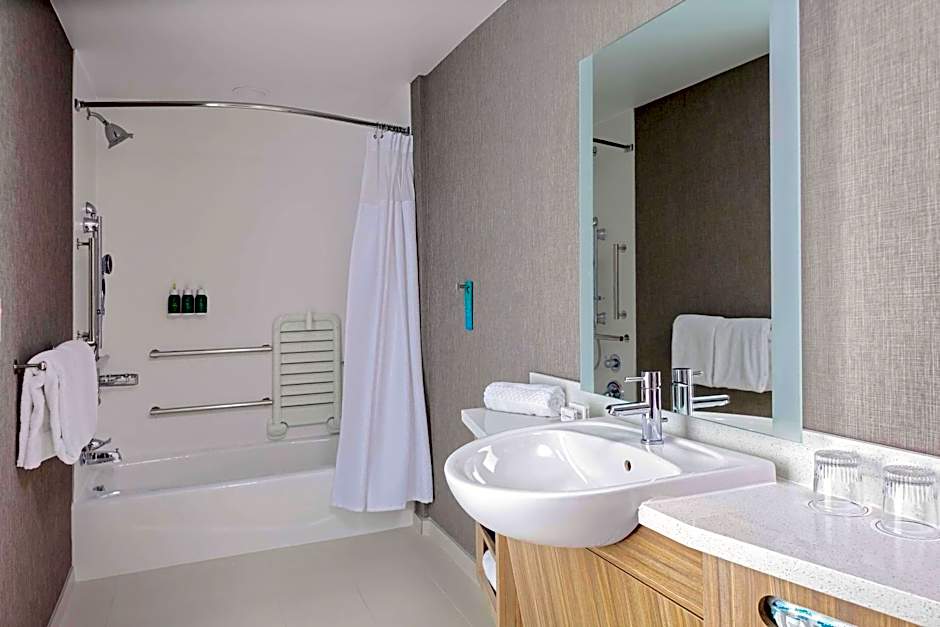 SpringHill Suites by Marriott Kansas City Plaza