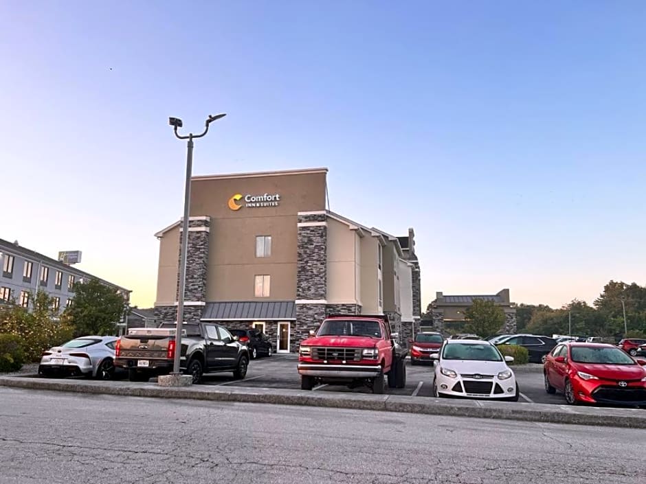 Comfort Inn & Suites