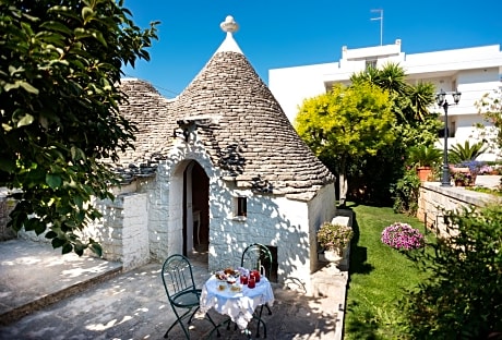 Trullo Giardino Fiorito