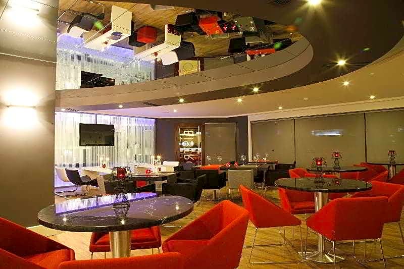 Samm Hotel Spa & Bistro