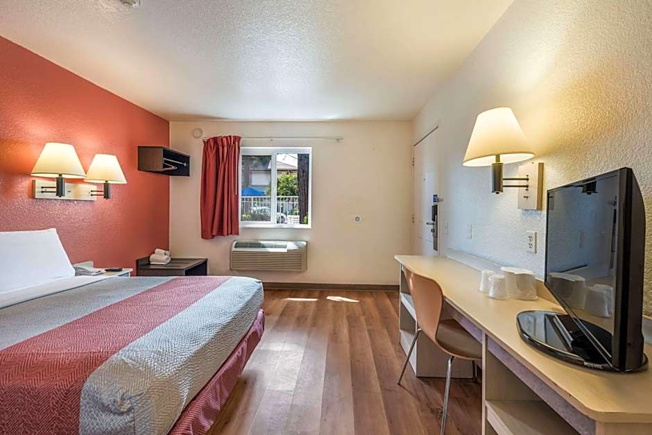 Motel 6-Rohnert Park, CA