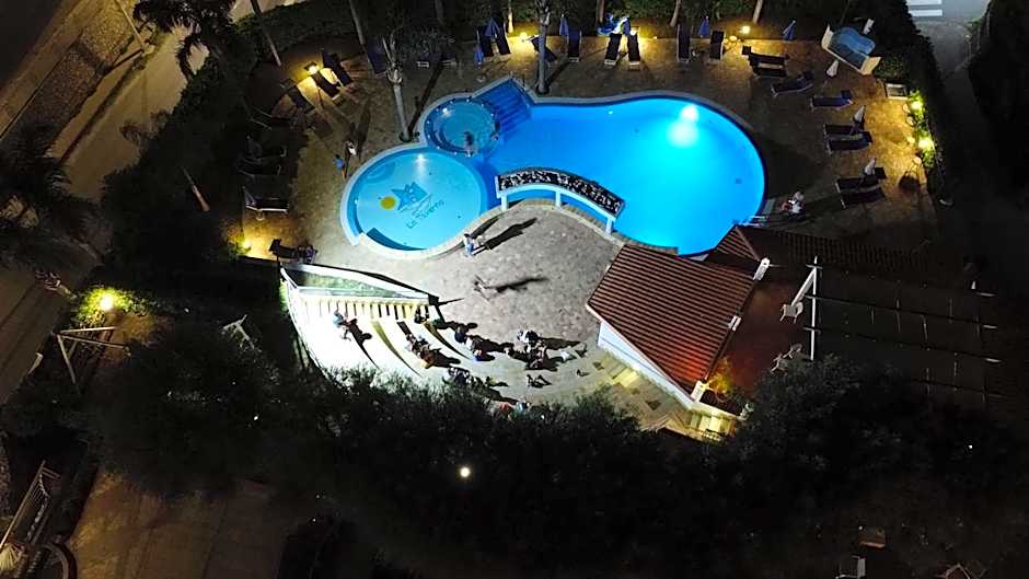 Residence Hotel La Taverna