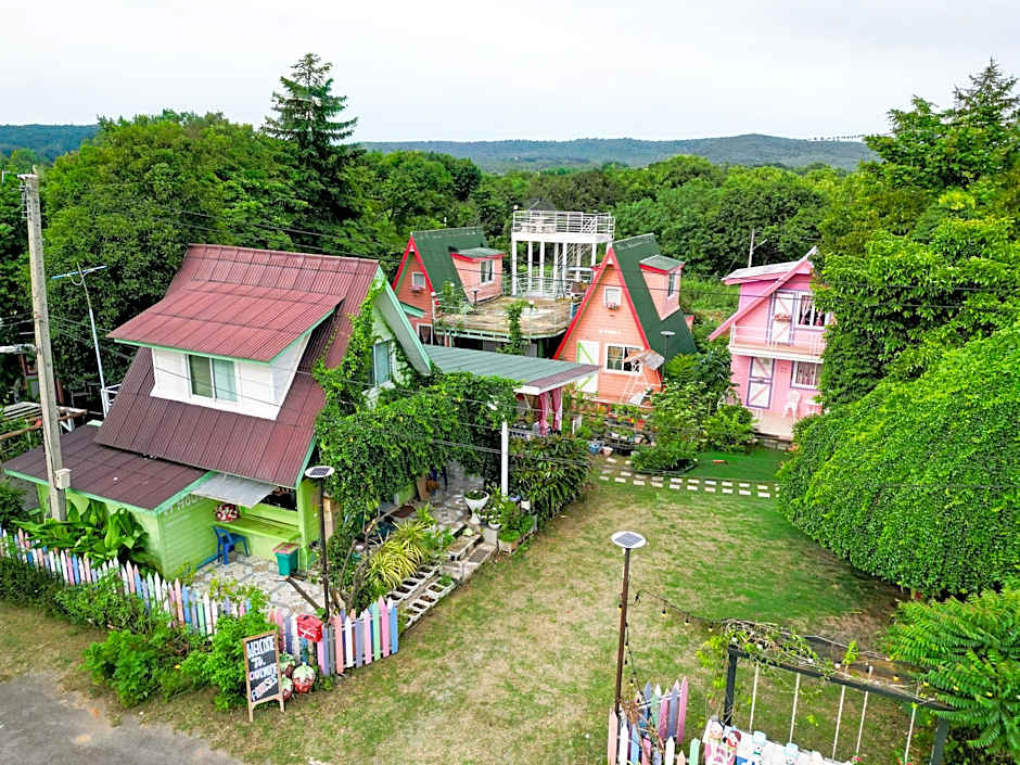 A Houses Homestay