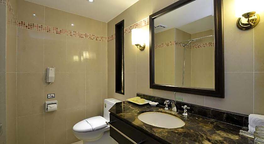 Hotel Regalees