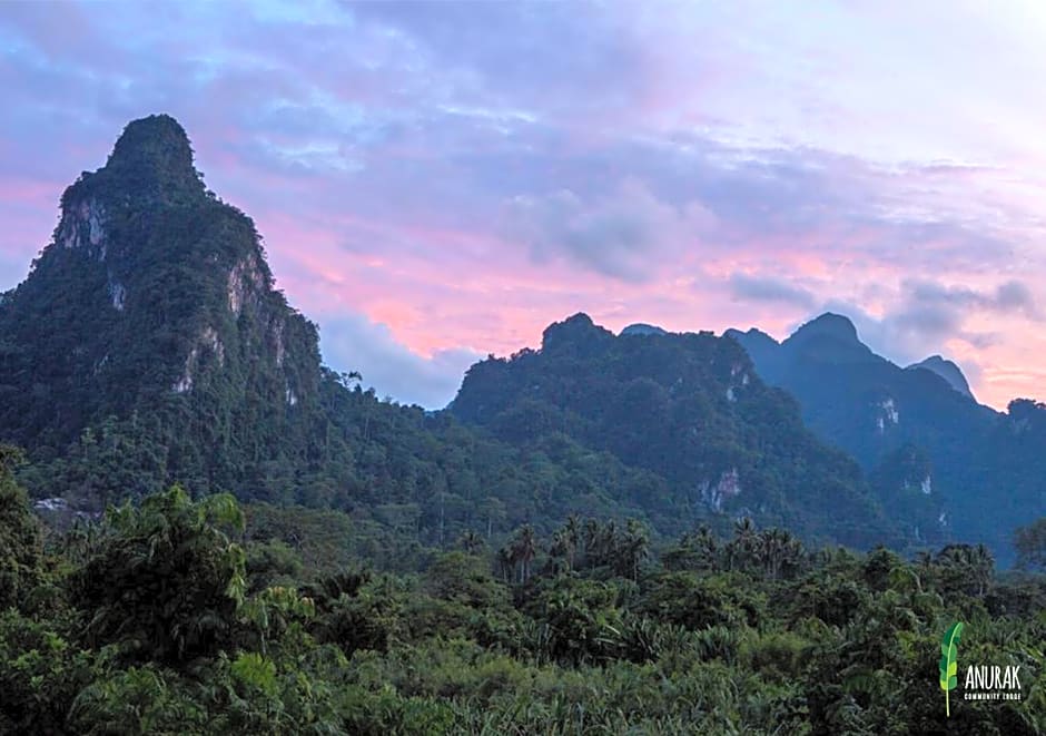 Anurak Community Lodge