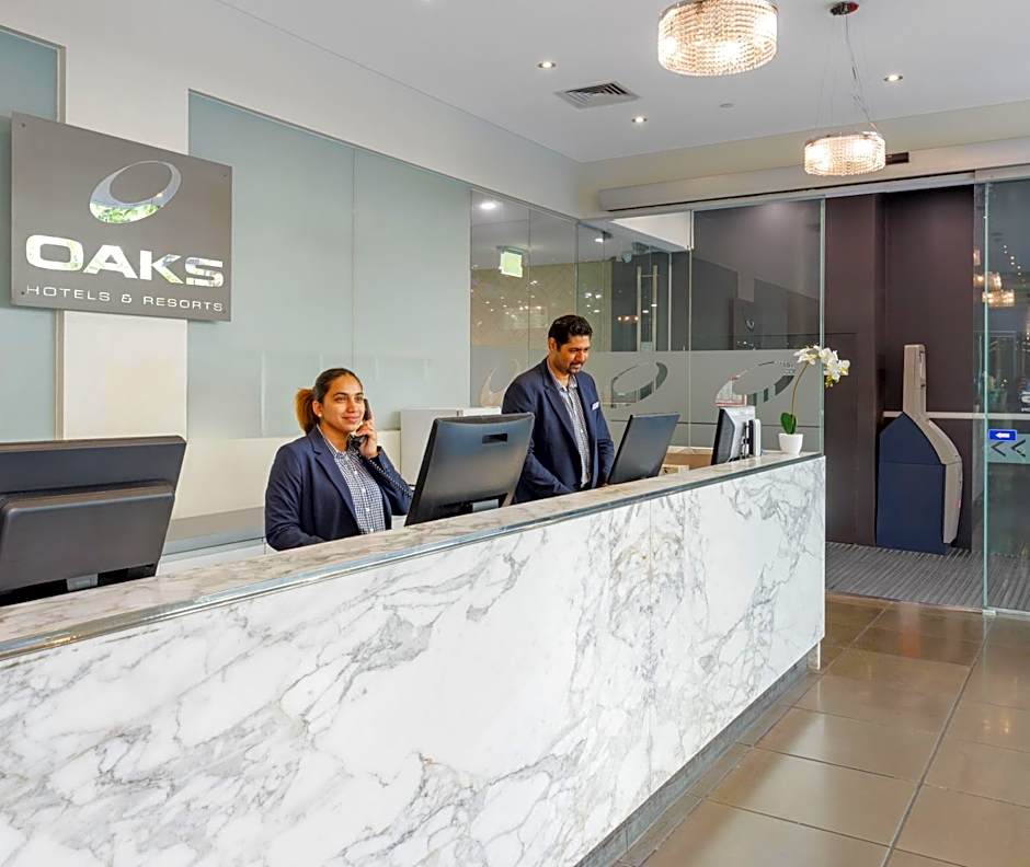 Oaks Melbourne on Collins Hotel