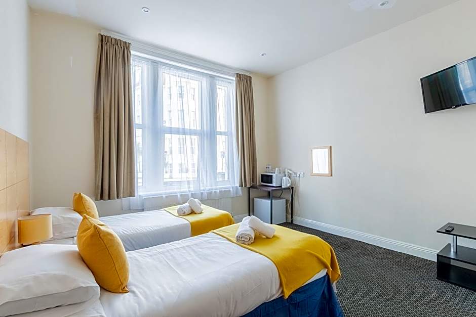 Brooklands Lodge