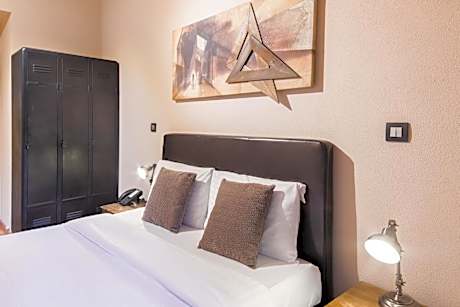 Double Room with Garden View - Attic