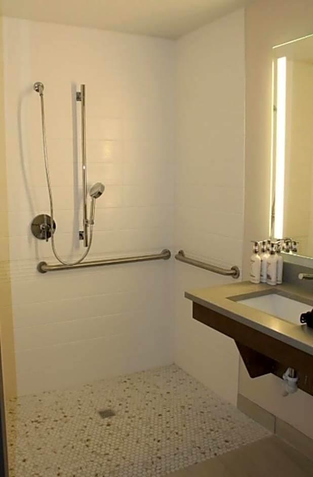 Candlewood Suites Southfield By IHG