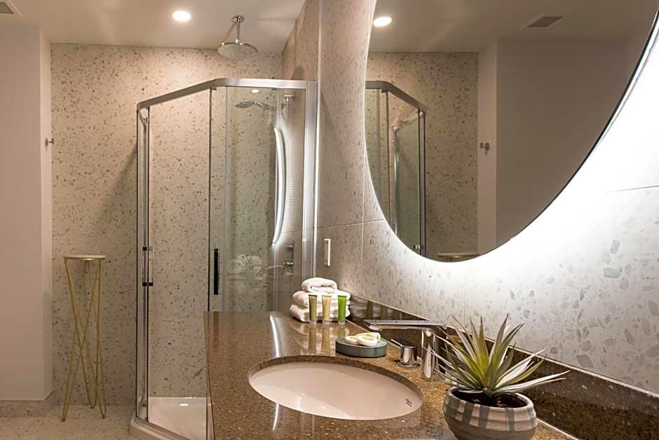 Hotel Royal William, an Ascend Collection Hotel