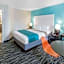 Howard Johnson by Wyndham Houston Hobby Airport