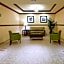 Holiday Inn Express & Suites Fresno Northwest-Herndon By IHG