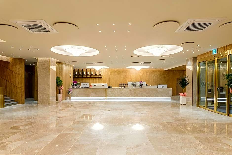 Hotel The Grang Seogwipo