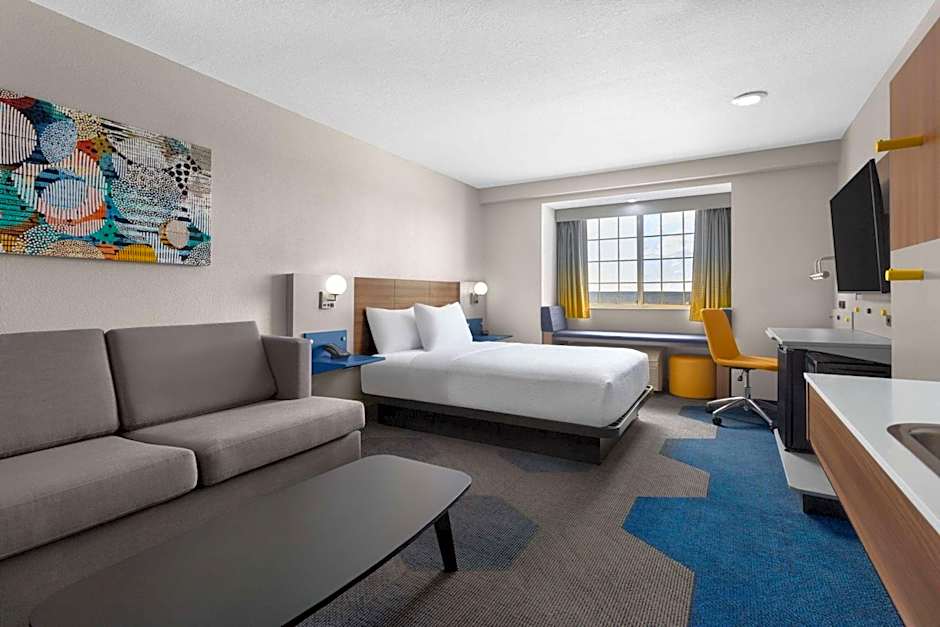 Microtel Inn & Suites By Wyndham Rapid City